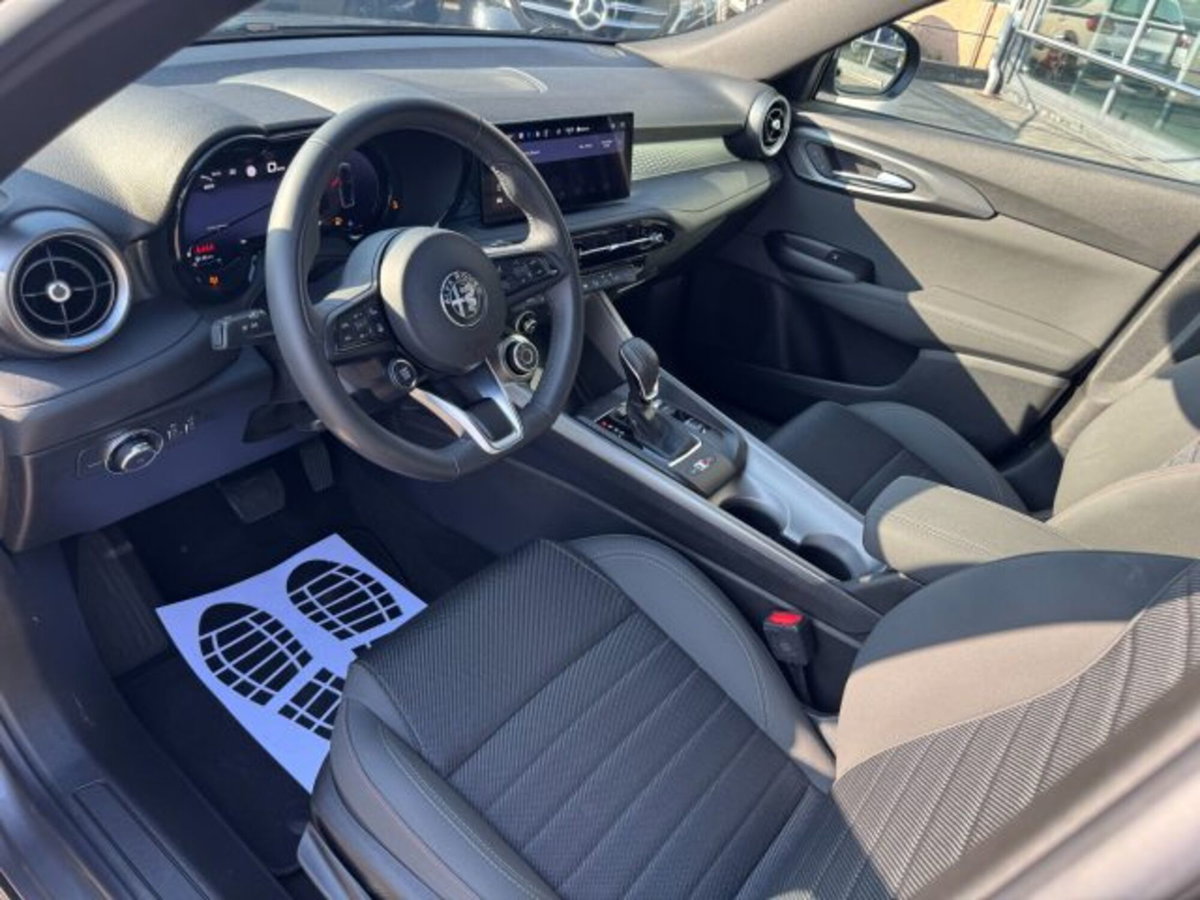Alfa Romeo Tonale 1.6 Sprint 130cv tct6 (5)