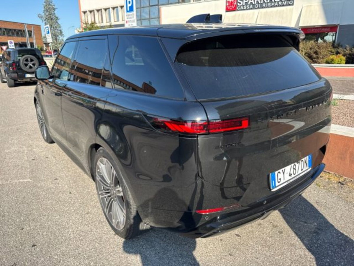 Land Rover Range Rover Sport 3.0D l6 249 CV HSE Dynamic Stealth (3)