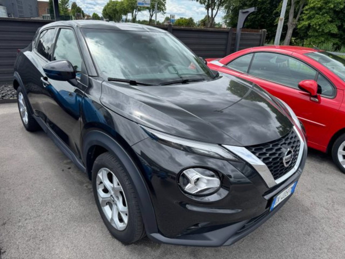Nissan Juke 1.0 DIG-T 114 CV DCT Business (2)