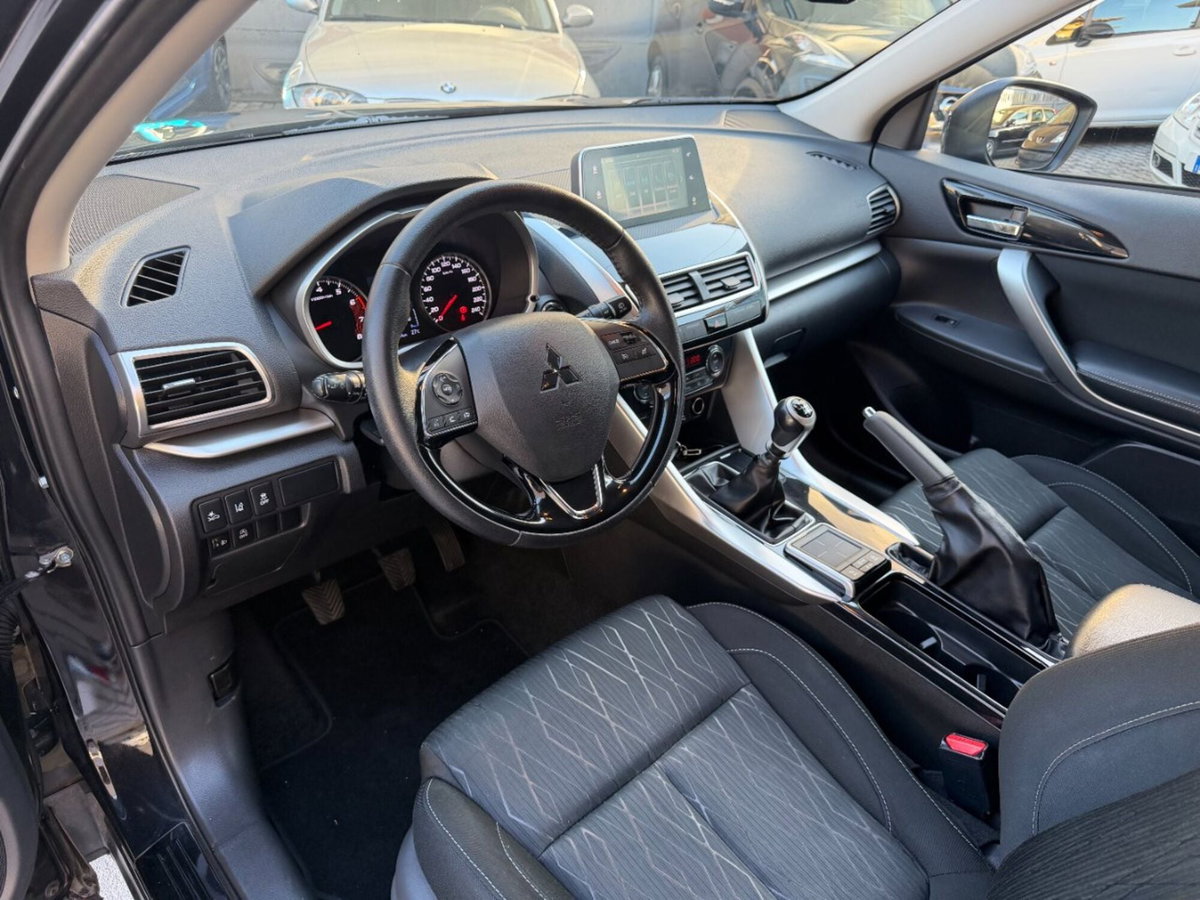 Mitsubishi Eclipse Cross 1.5 turbo 2WD Instyle (2)