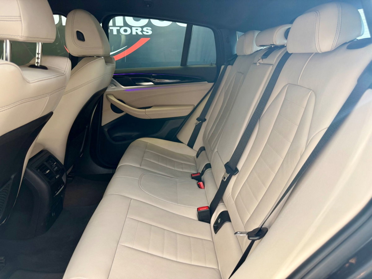 BMW X4 xDrive20d Msport-X (11)