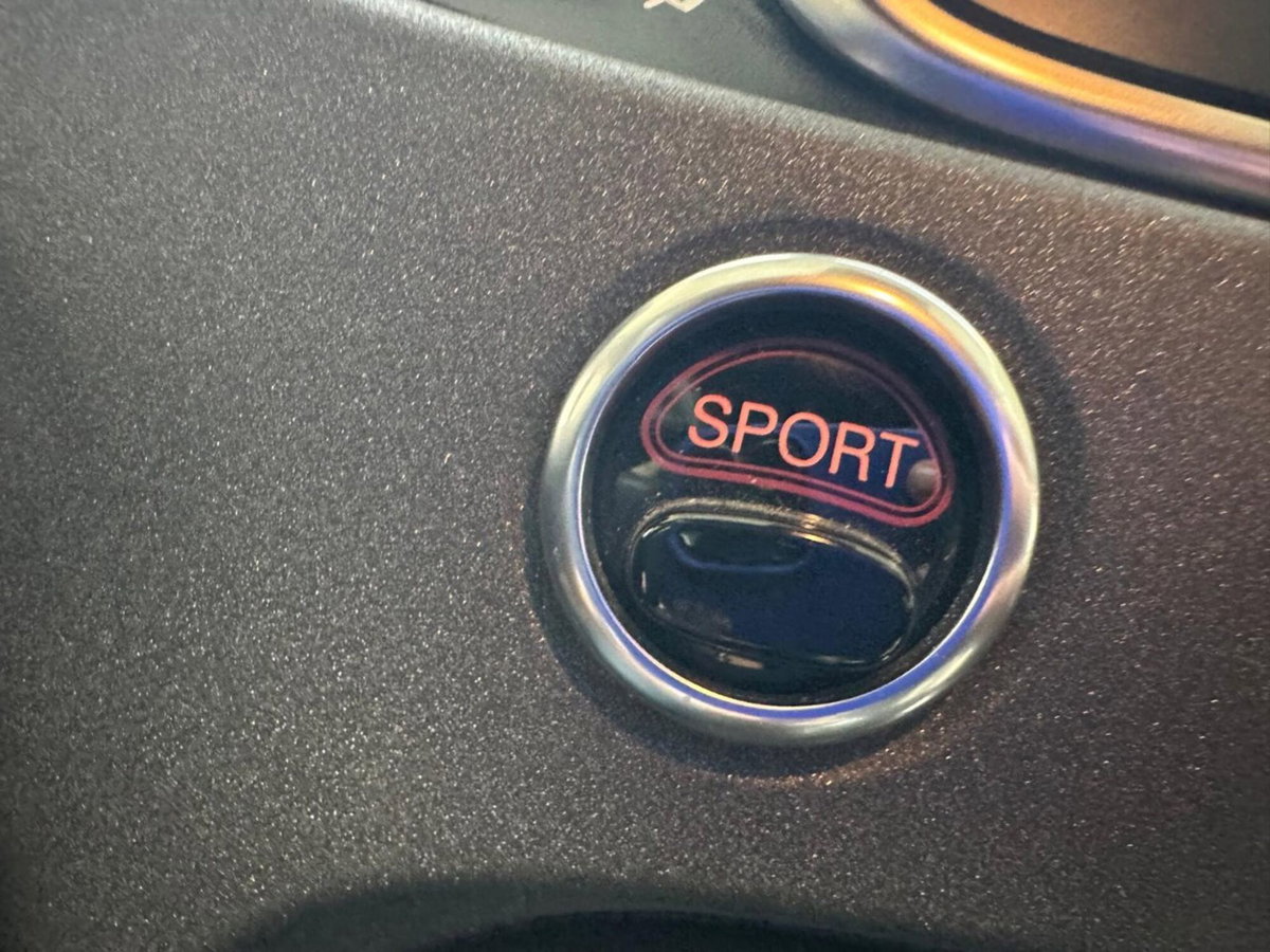 Abarth 595 595 1.4 Turbo T-Jet 180 CV Competizione (17)