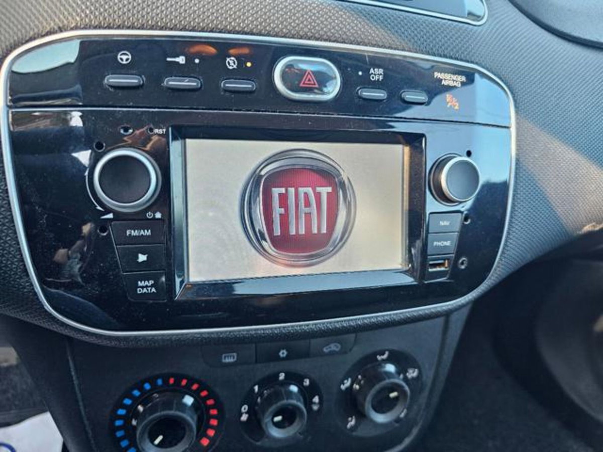 Fiat Punto 1.3 MJT II S&S 95 CV 5 porte Street (15)