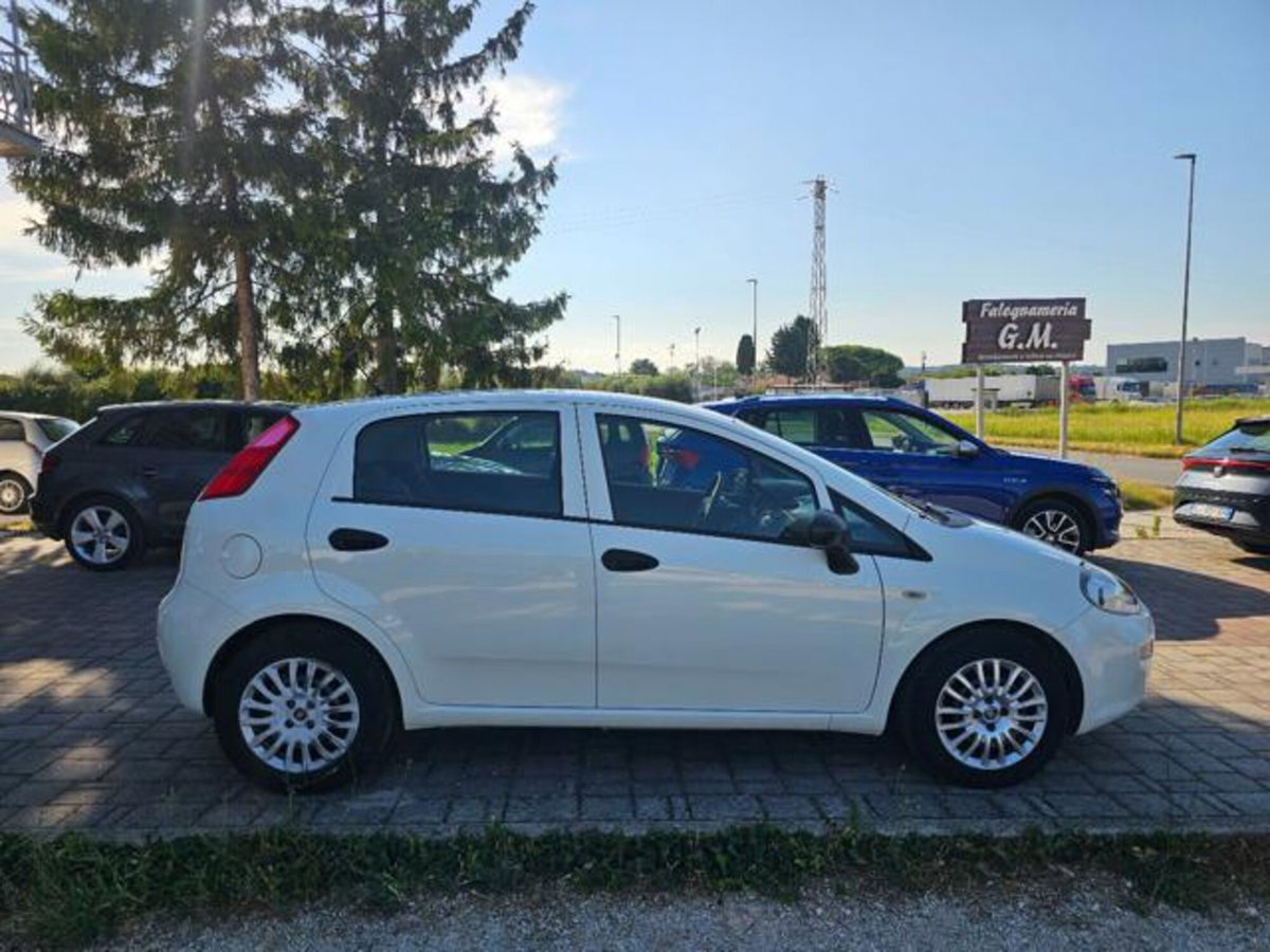 Fiat Punto 1.3 MJT II S&S 95 CV 5 porte Street (6)