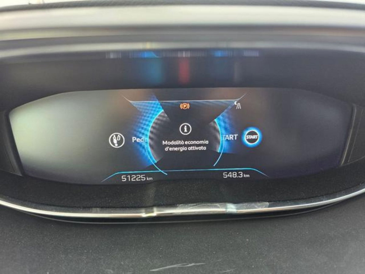 Peugeot 3008 BlueHDi 130 S&S EAT8 GT (15)