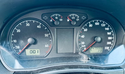 Volkswagen Polo 1.2 12V 5p. Trendline (9)