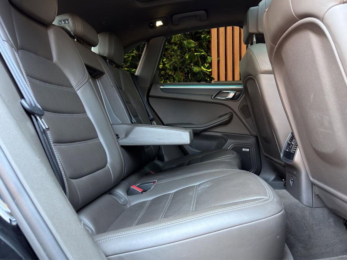 Porsche Macan 2.0 265cv pdk (18)