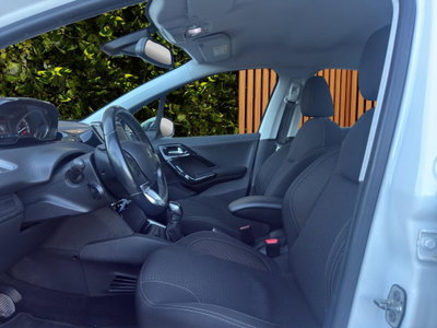 Peugeot 208 75 5 porte Allure (10)