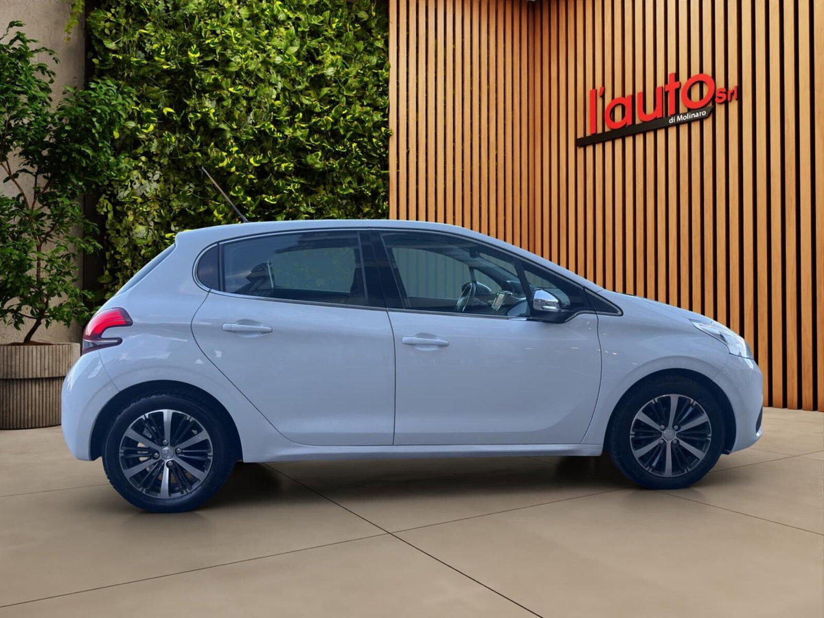 Peugeot 208 75 5 porte Allure (4)