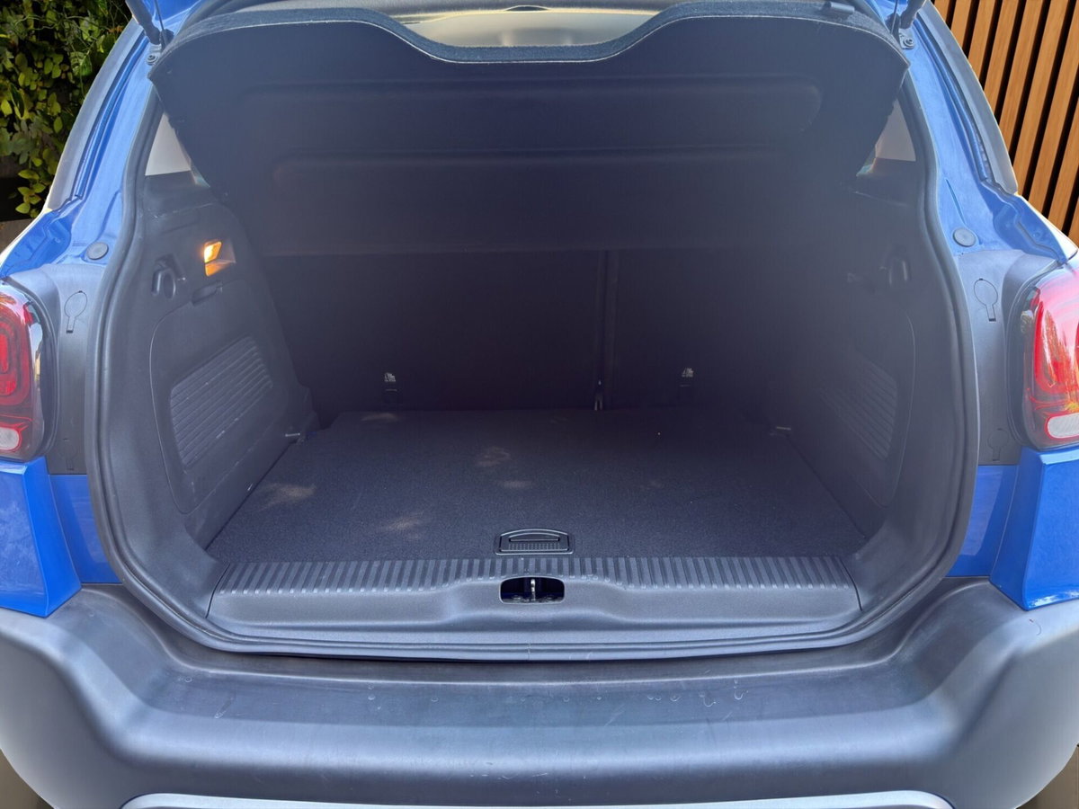 Citroen C3 Aircross BlueHDi 110 S&S Shine Pack (16)