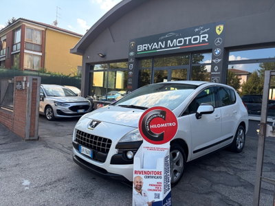 Peugeot 3008 1.6 HDi 112CV Allure usata