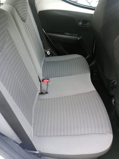 Toyota Aygo Connect 1.0 VVT-i 72 CV 5 porte x-play (12)