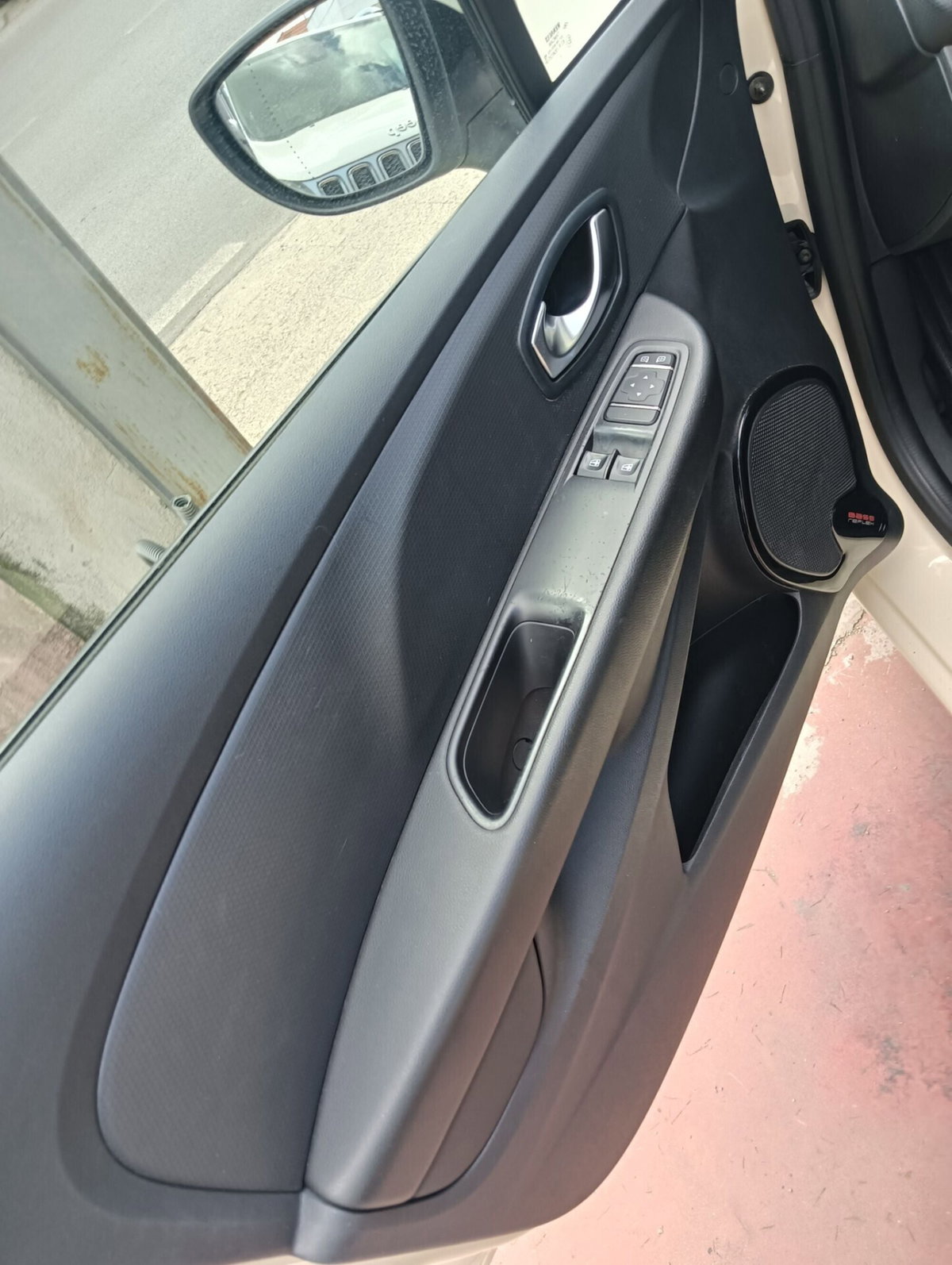 Renault Clio dCi 8V 75CV Start&Stop 5 porte Energy Zen (11)