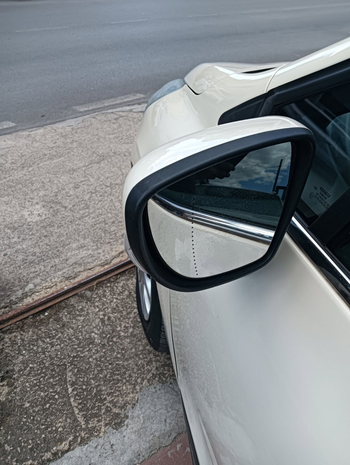 Renault Clio dCi 8V 75CV Start&Stop 5 porte Energy Zen (13)