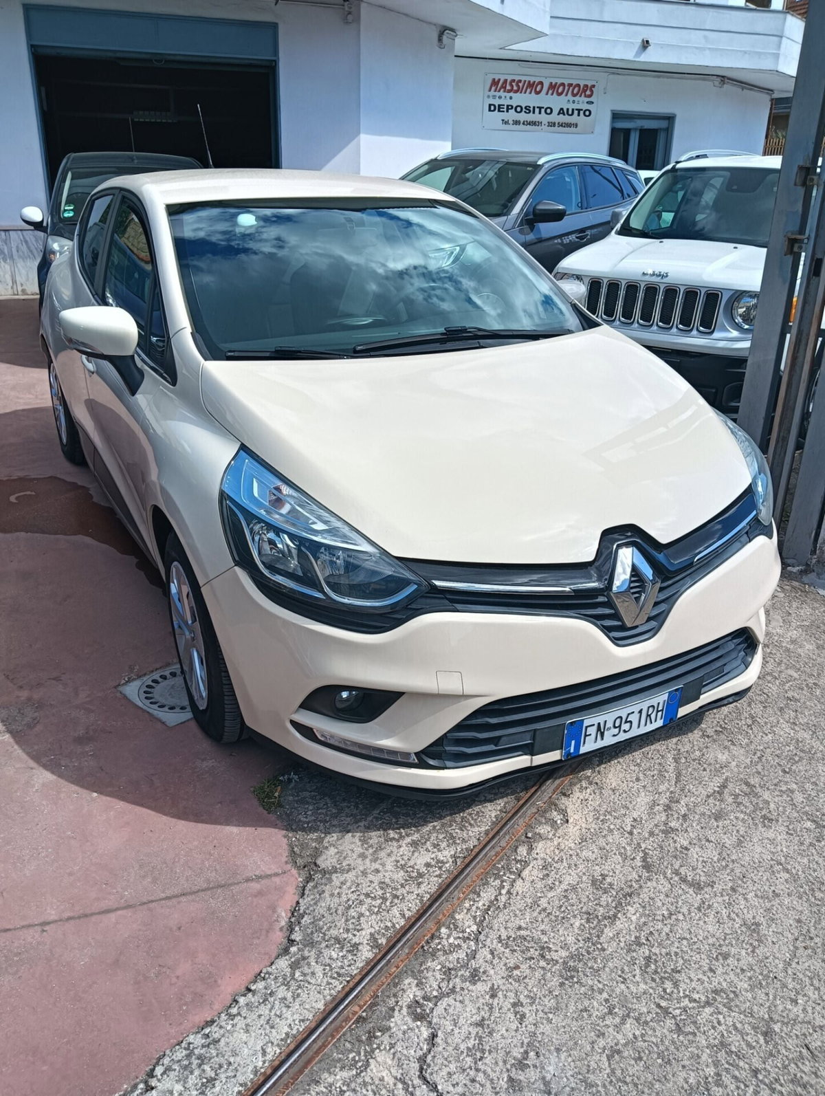 Renault Clio dCi 8V 75CV Start&Stop 5 porte Energy Zen (2)