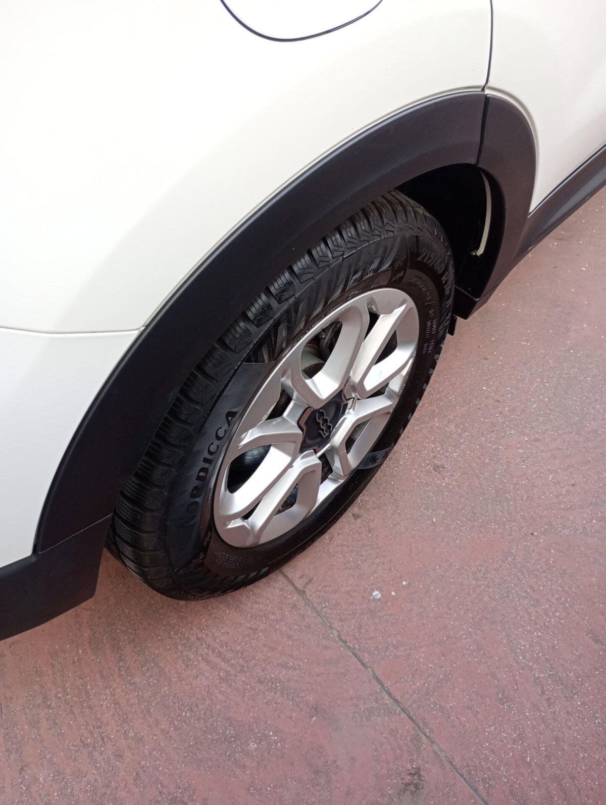 Fiat 500X 1.3 MultiJet 95 CV Lounge (8)