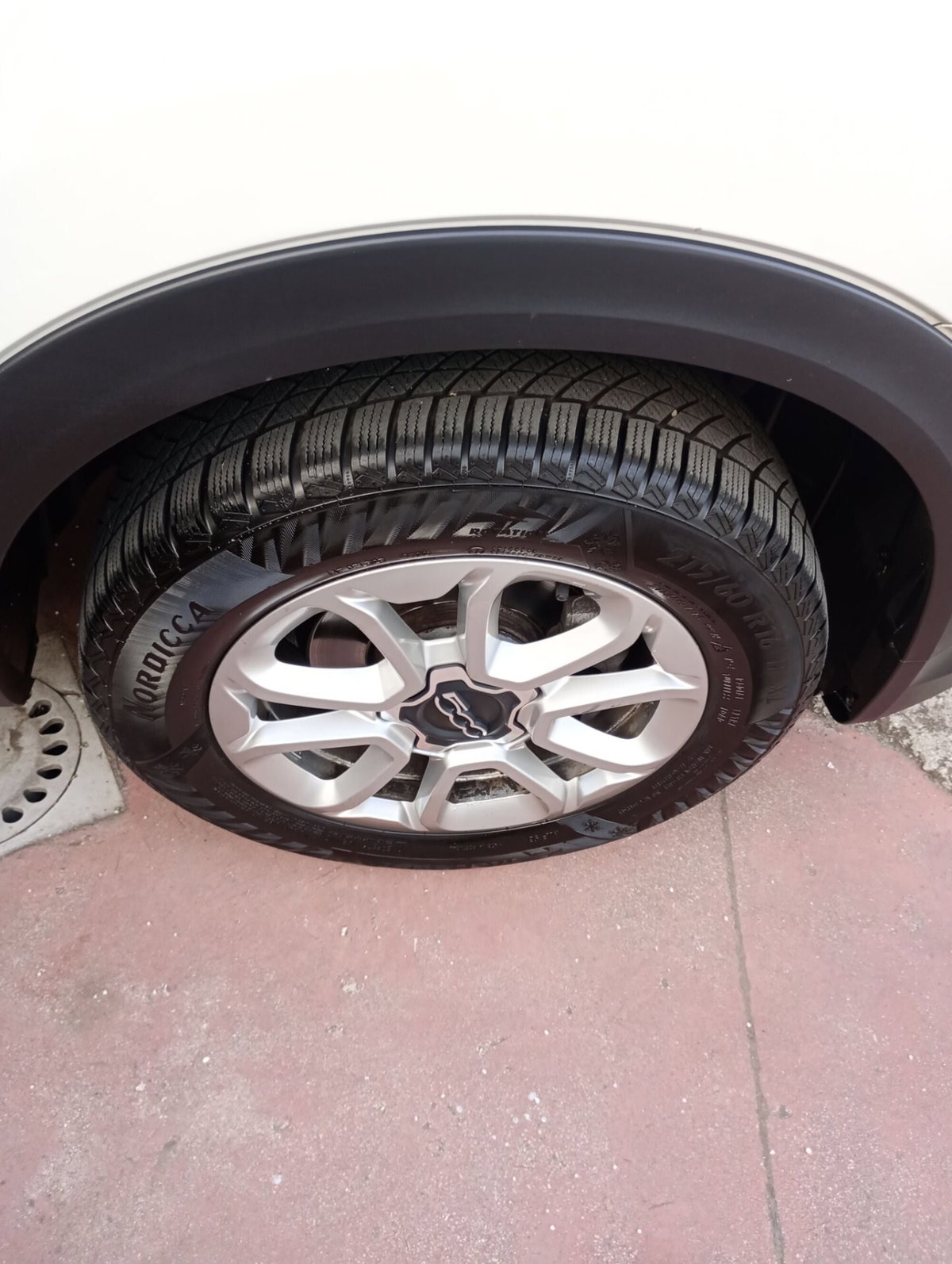 Fiat 500X 1.3 MultiJet 95 CV Lounge (9)