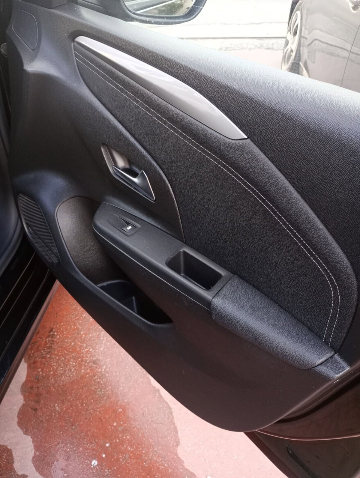 Opel Corsa 1.5 D 100 CV GS Line (19)