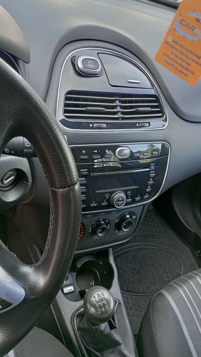 Fiat Punto Evo 1.3 Mjt 75 CV 5 porte Dynamic (8)