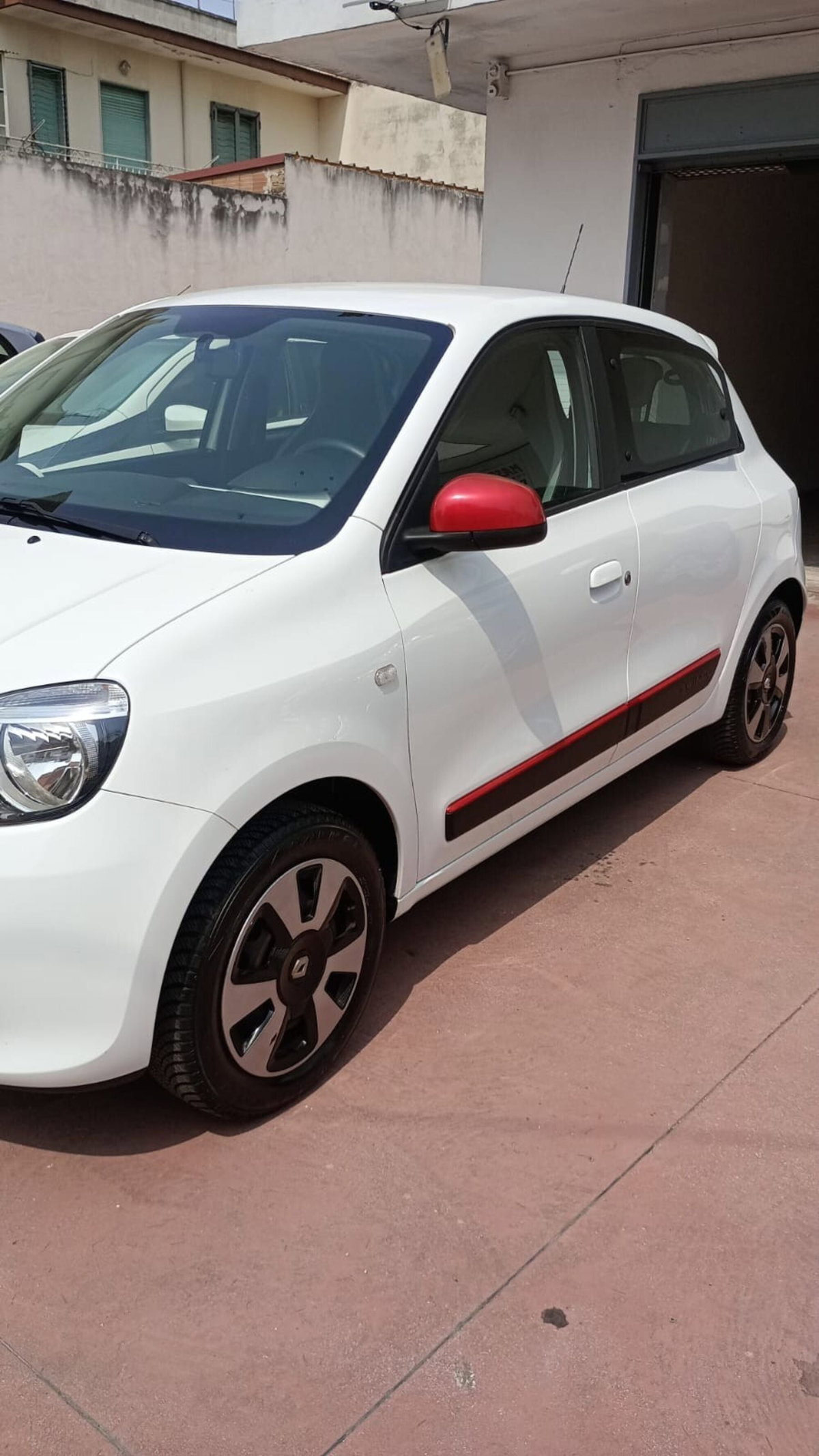 Renault Twingo SCe Zen (4)