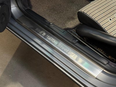 Porsche Boxster 3.2i 24V cat S (8)