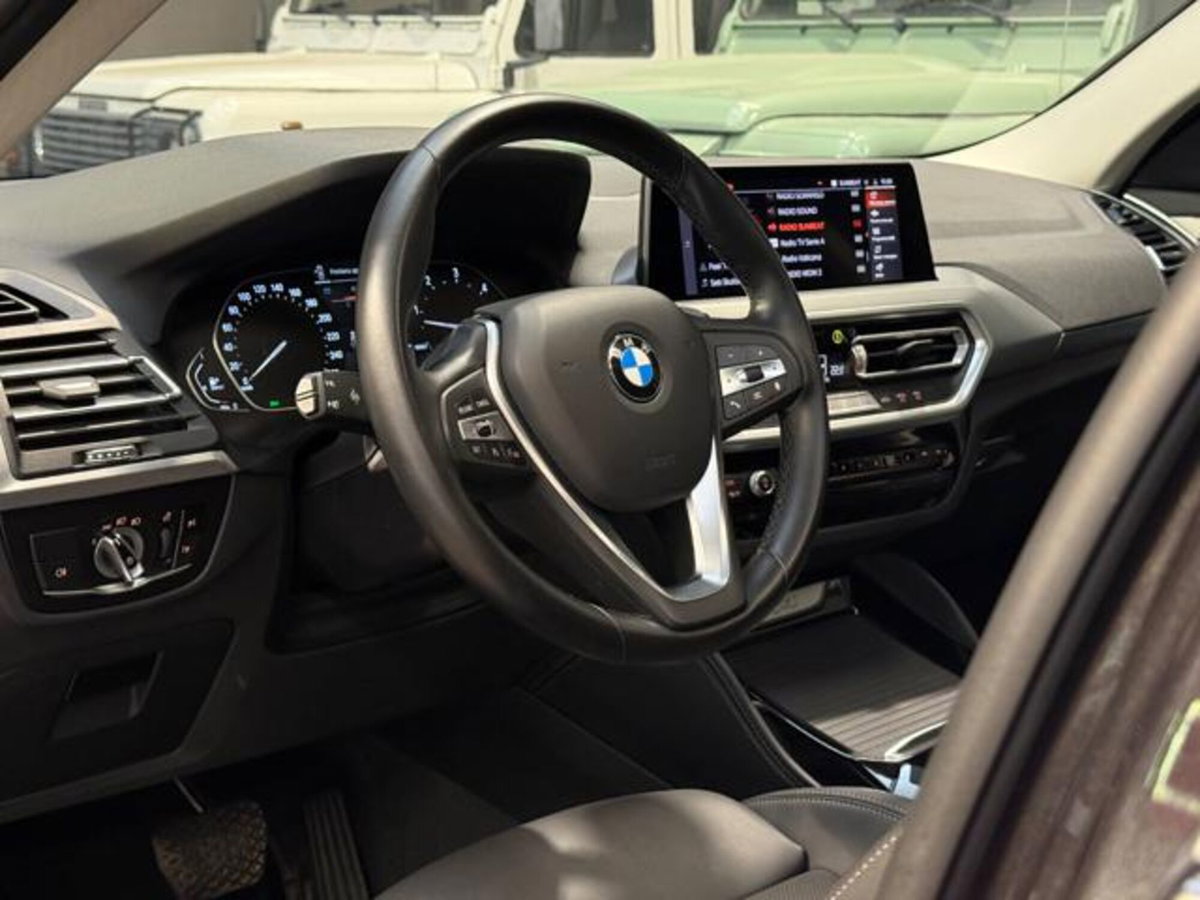 BMW X4 xDrive30d 48V 249CV (9)