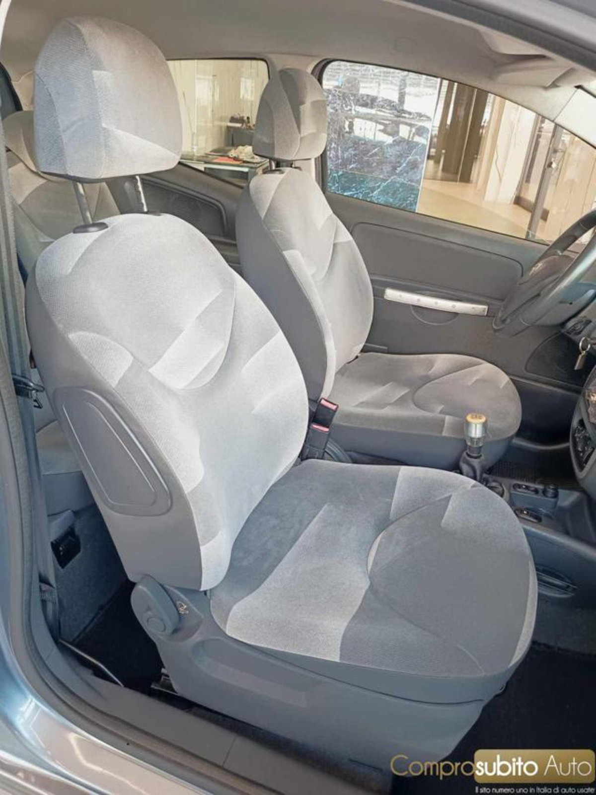 Citroen C2 1.1 airdream Exclusive (11)