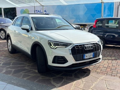 Audi Q3 35 TDI quattro S tronic Business (3)