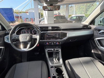 Audi Q3 35 TDI quattro S tronic Business (7)