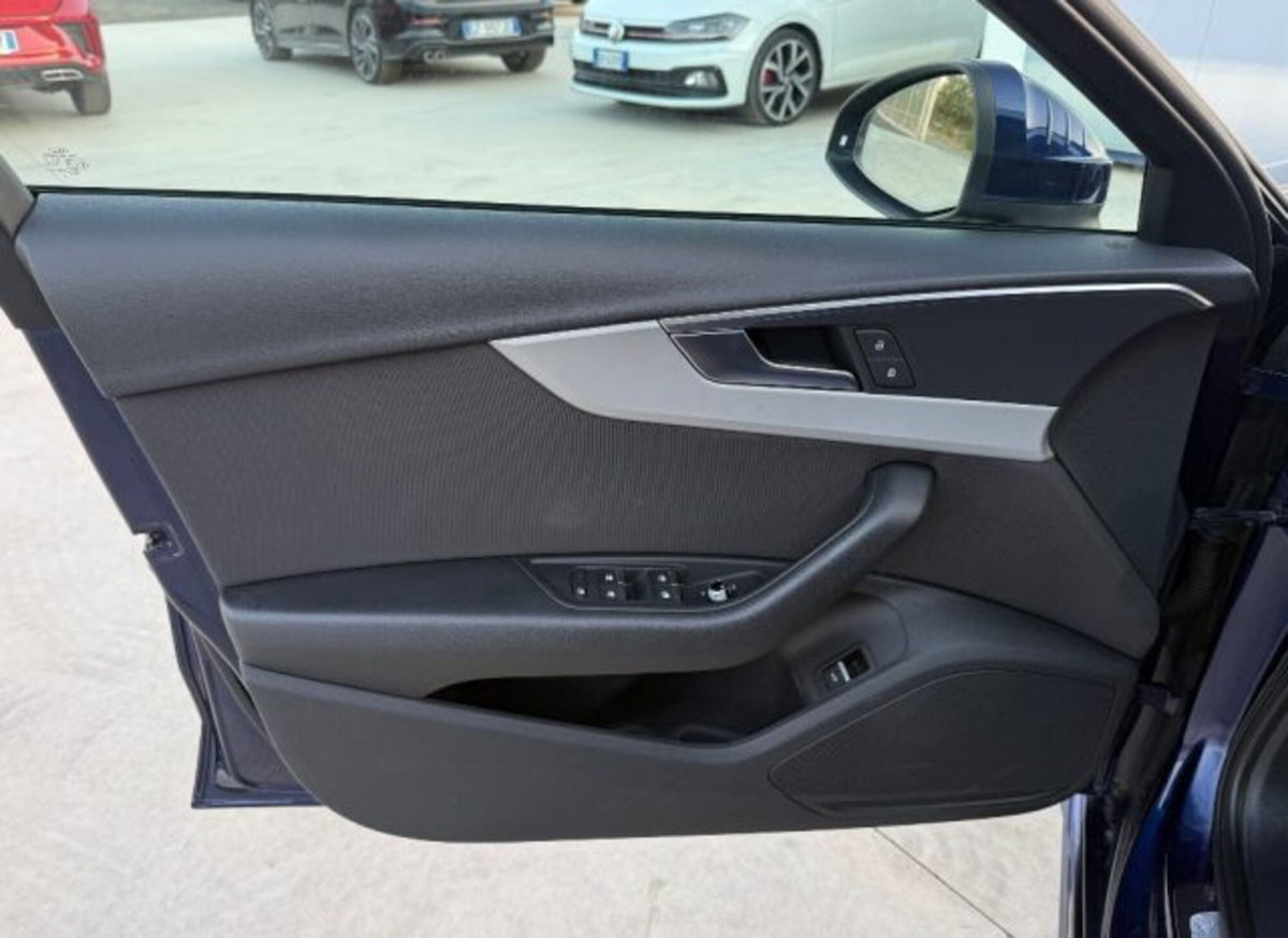 Audi A4 35 TDI/163 CV S tronic S line edition (12)