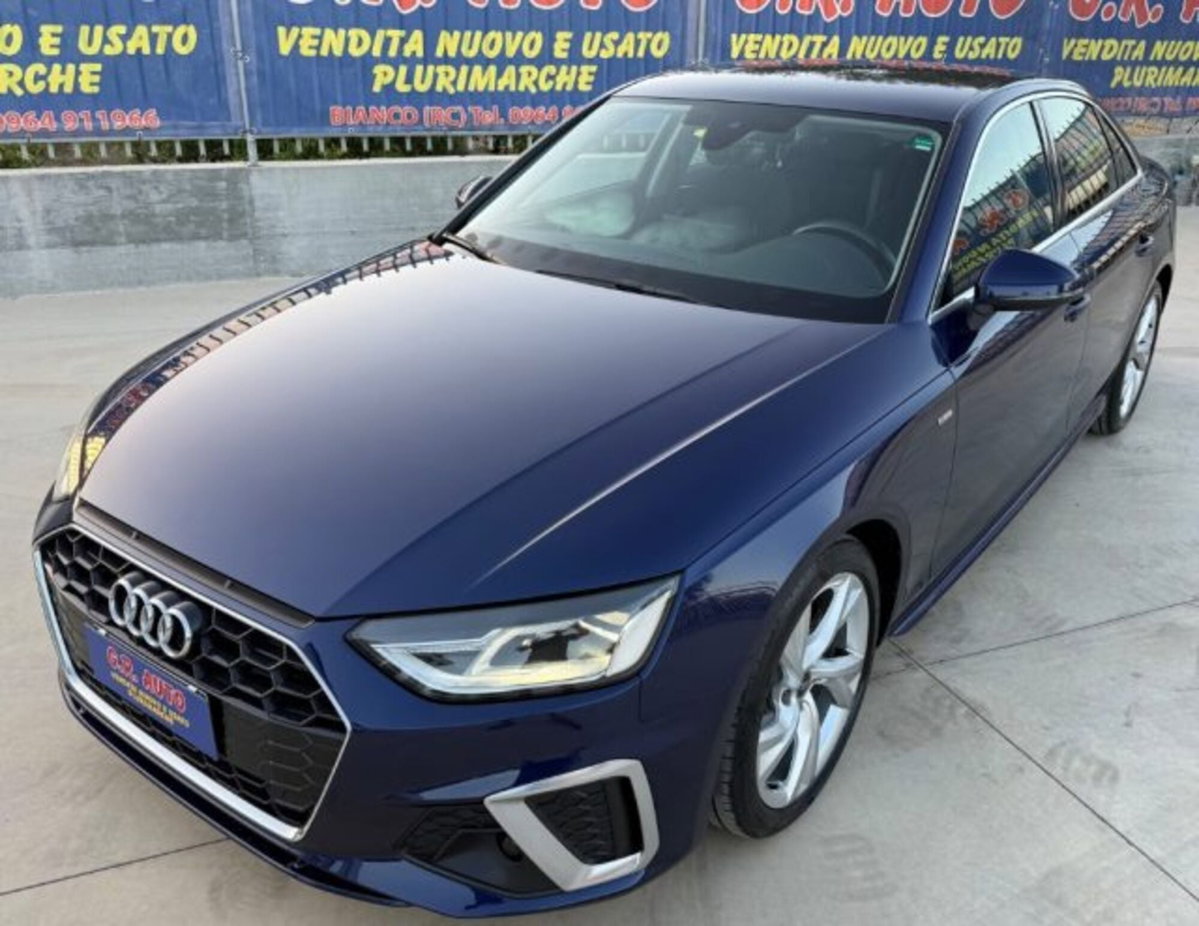 Audi A4 35 TDI/163 CV S tronic S line edition (3)