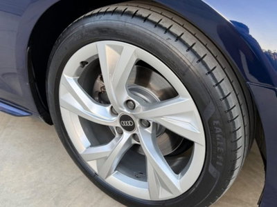 Audi A4 35 TDI/163 CV S tronic S line edition (9)