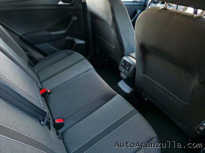 Volkswagen T-Roc 2.0 tdi Life 115cv (17)