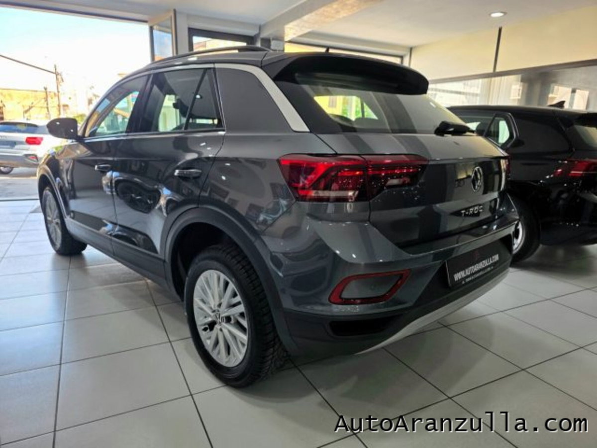 Volkswagen T-Roc 2.0 tdi Life 115cv (6)