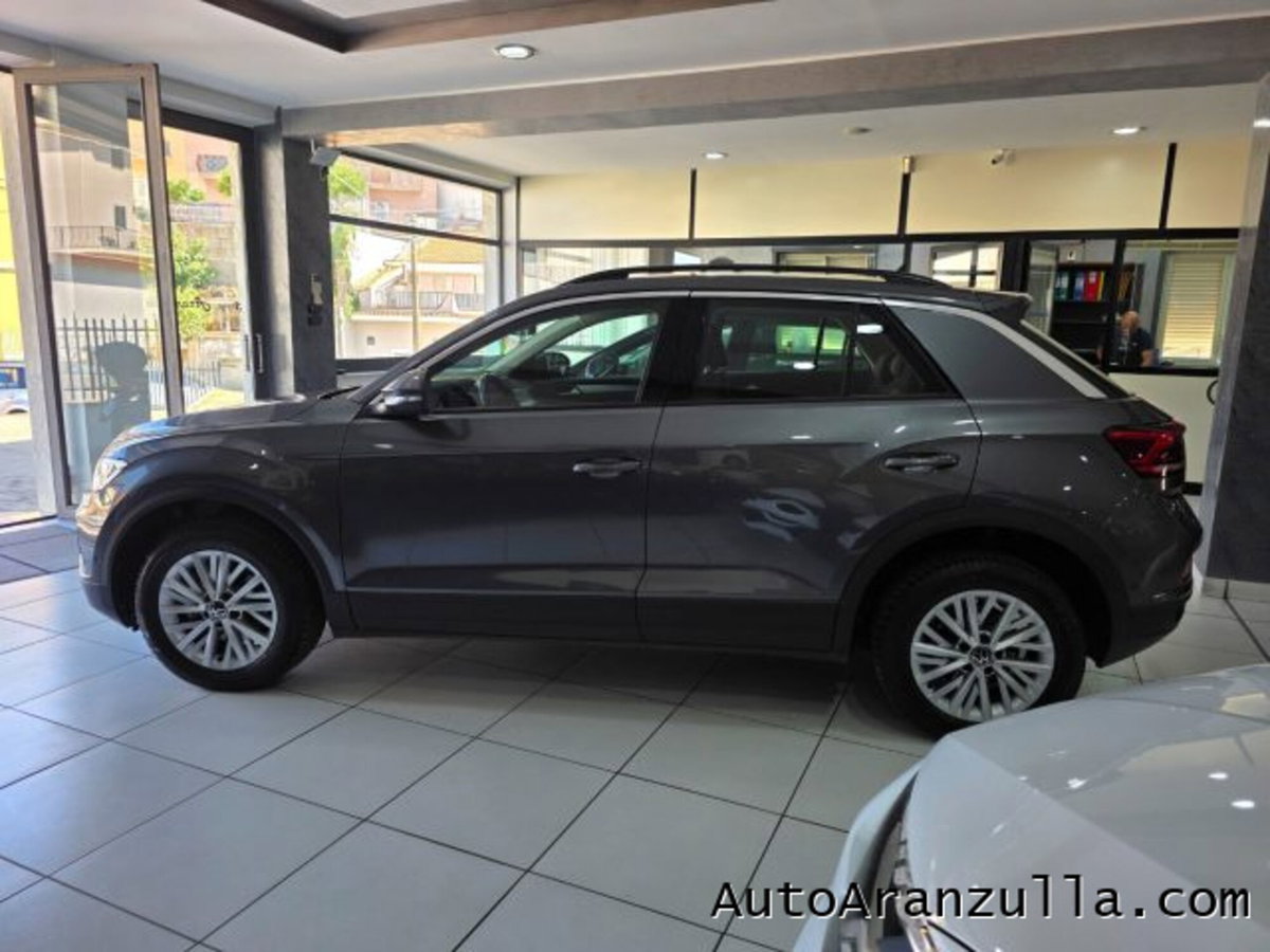 Volkswagen T-Roc 2.0 tdi Life 115cv (7)