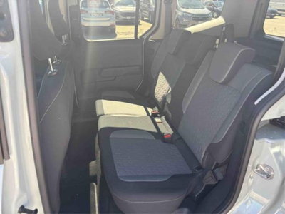 Ford Tourneo Courier 1.0 EcoBoost 100 CV Titanium (14)