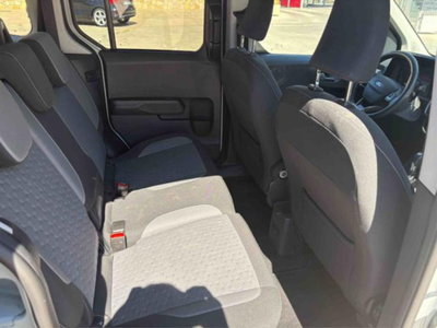 Ford Tourneo Courier 1.0 EcoBoost 100 CV Titanium (16)