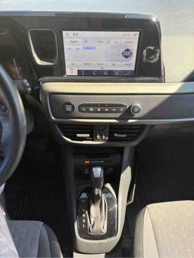 Ford Tourneo Courier 1.0 EcoBoost 100 CV Titanium (18)