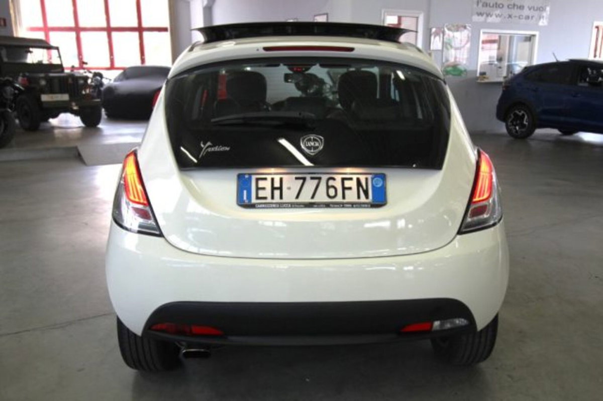 Lancia Ypsilon 1.3 MJT 16V 95 CV 5 porte S&S Platinum (6)