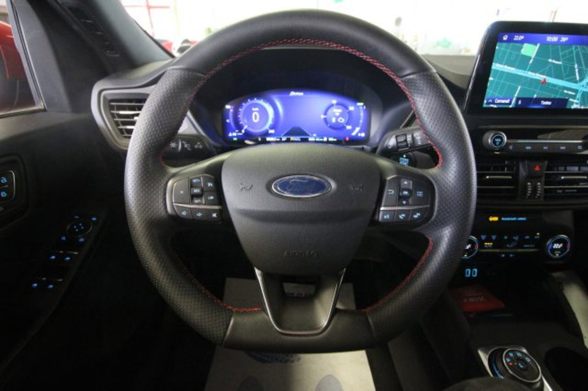 Ford Kuga 2.5 Plug In Hybrid 225 CV CVT 2WD ST-Line (13)