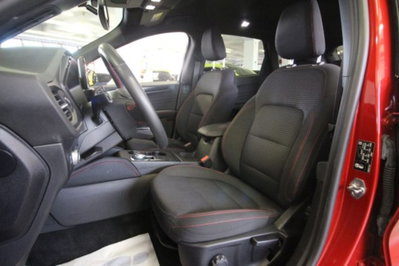 Ford Kuga 2.5 Plug In Hybrid 225 CV CVT 2WD ST-Line (19)