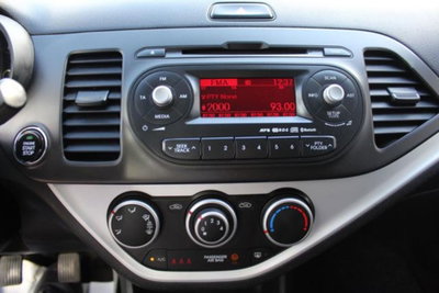 Kia Picanto 1.0 12V 5 porte Cool (10)