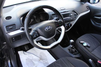 Kia Picanto 1.0 12V 5 porte Cool (8)