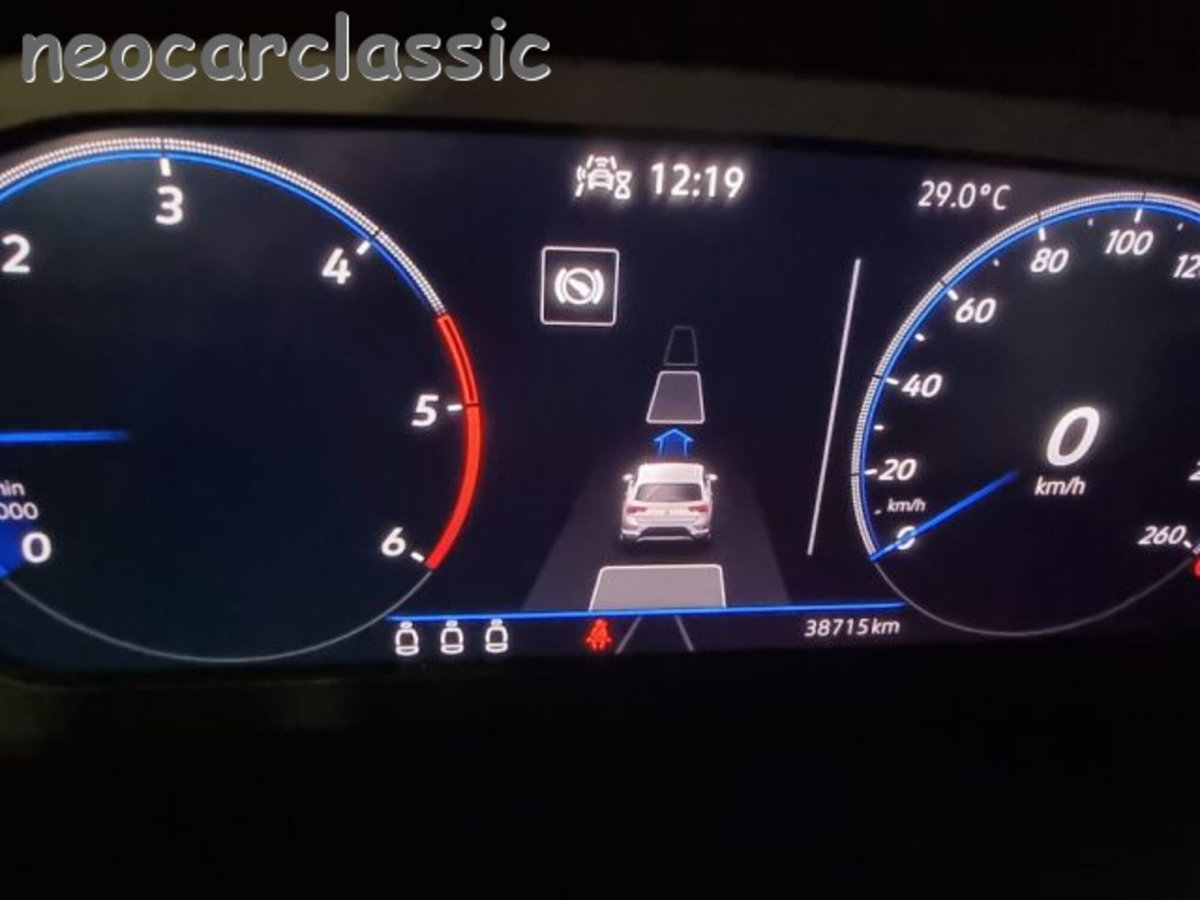 Volkswagen T-Roc 2.0 tdi R-Line 115cv (14)