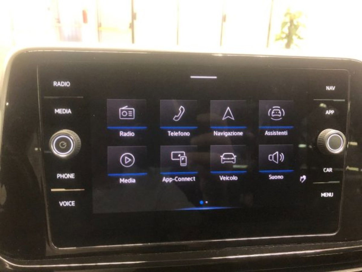 Volkswagen T-Roc 2.0 tdi R-Line 4motion 150cv dsg (14)