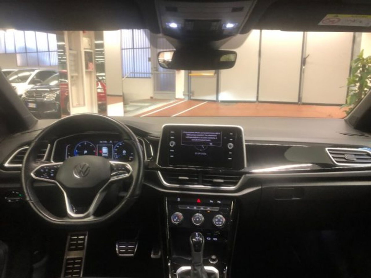 Volkswagen T-Roc 2.0 tdi R-Line 4motion 150cv dsg (9)