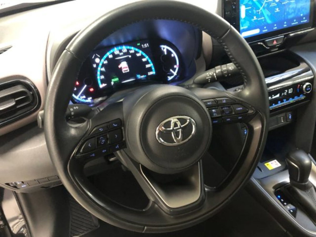 Toyota Yaris Cross 1.5 Hybrid 5p. E-CVT AWD-i Lounge (13)