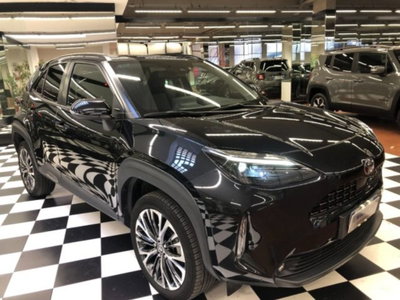 Toyota Yaris Cross 1.5 Hybrid 5p. E-CVT AWD-i Lounge (2)