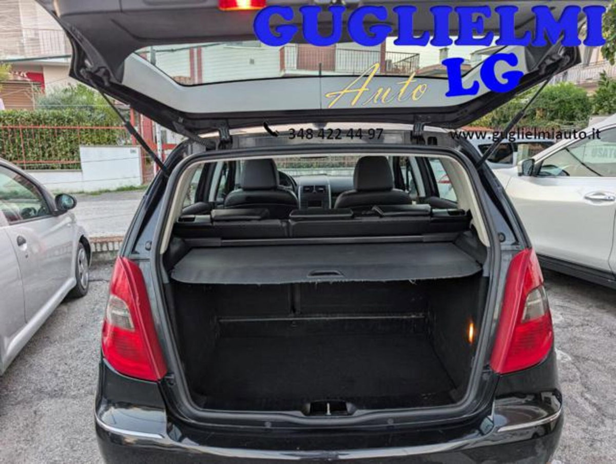 Mercedes-Benz Classe A 160 BlueEFFICIENCY Avantgarde (18)