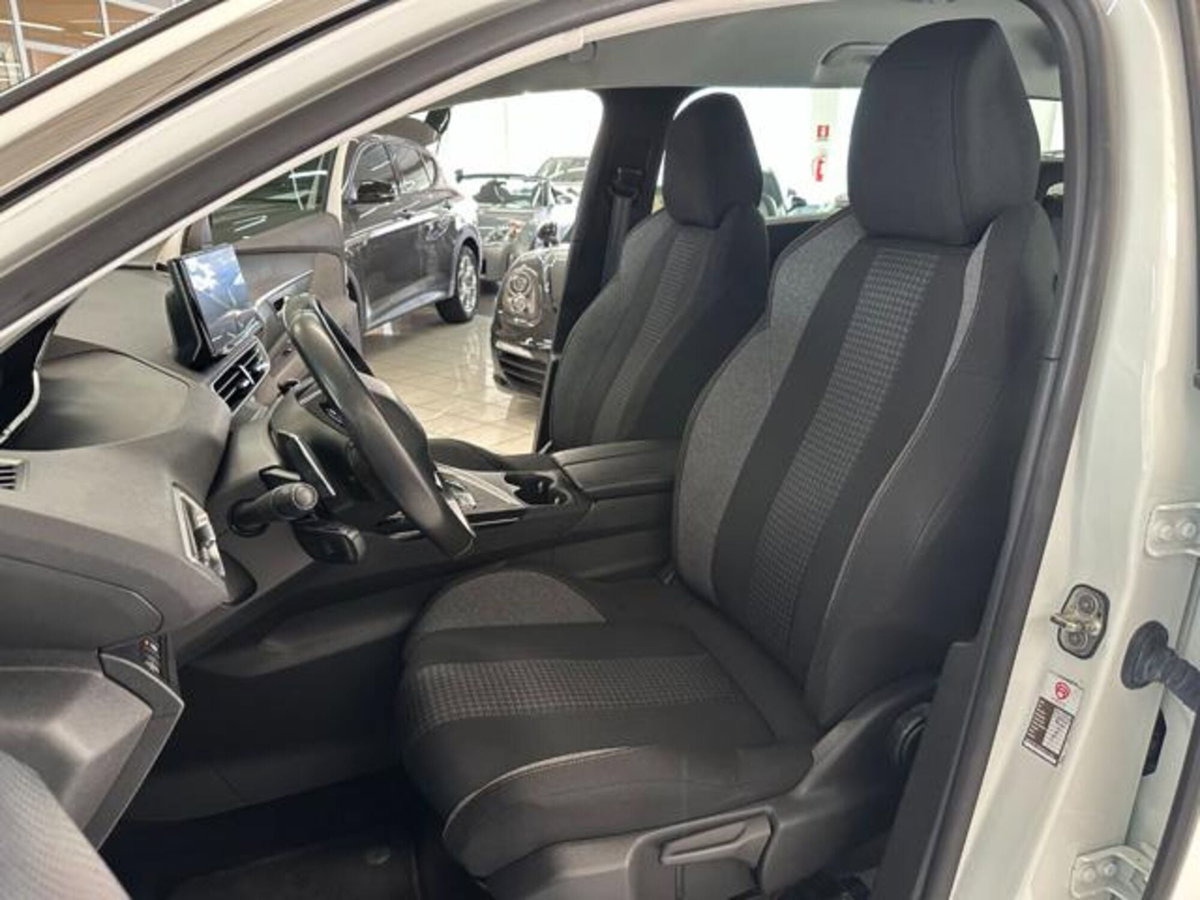 Peugeot 5008 BlueHDi 130 S&S EAT8 Active Business (9)